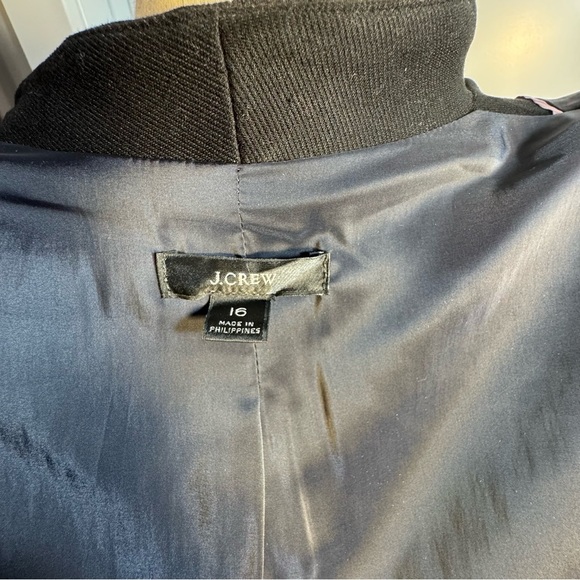 J. Crew Black Blazer with Collarless V-Neck and Textured Fabric - Picture 7 of 9